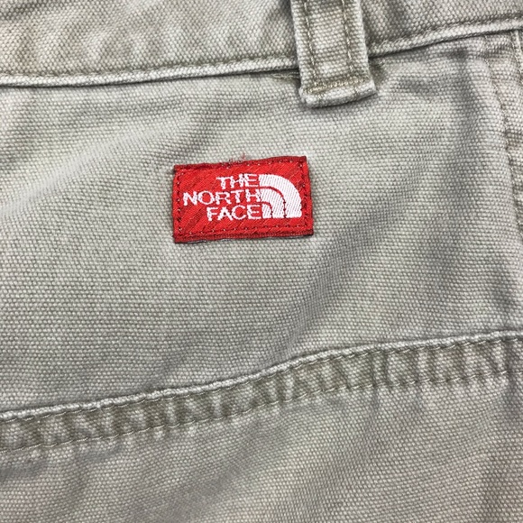 North Face Taggart Cargo Shorts Tan - Picture 3 of 10